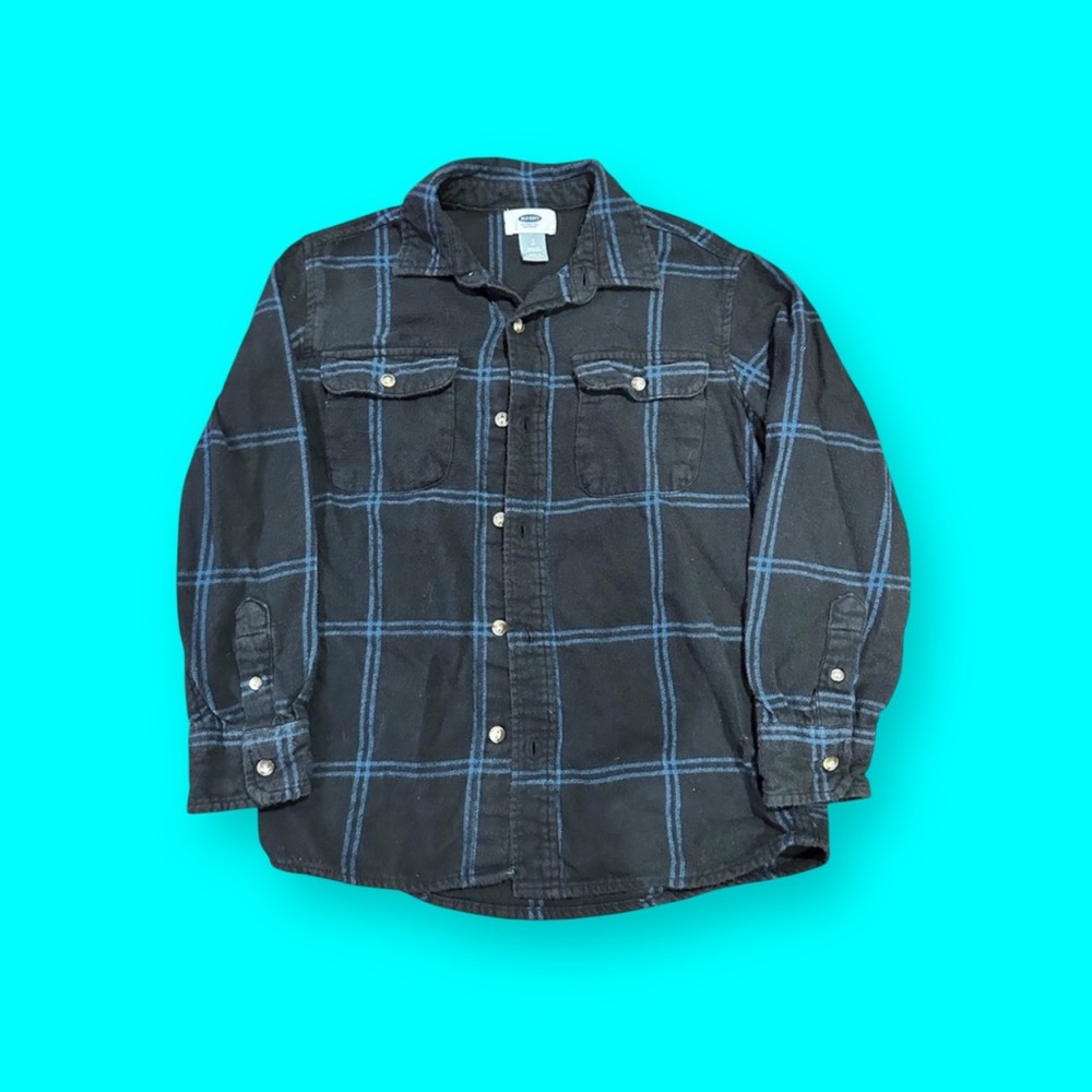 Unisex Button Down Flannel. Old Navy. Boys Size 8 (M)